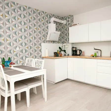 Apartman 28
